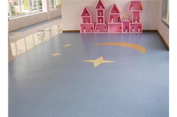 你知道環氧自流平地坪漆和環氧彩砂自流平地坪漆的異同處嗎？