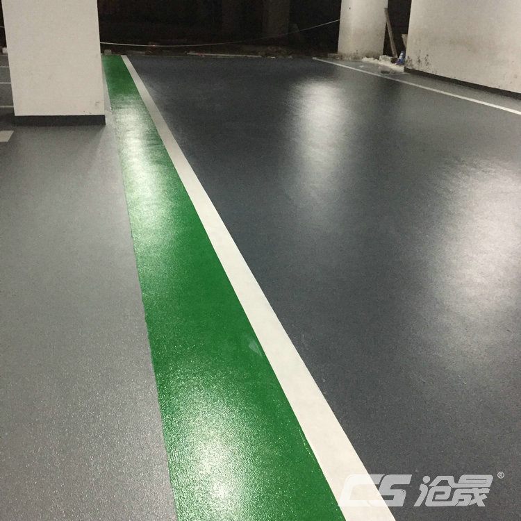 水泥自流平在環氧樹脂地坪漆施工流程中打底有何作用？